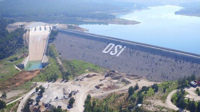 Karacasu Barajı’nda Gövde Ve Dolusavak Yükseltme İnşaatı Tamamlandı