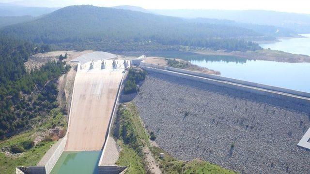 Karacasu Barajı’nda Gövde Ve Dolusavak Yükseltme İnşaatı Tamamlandı