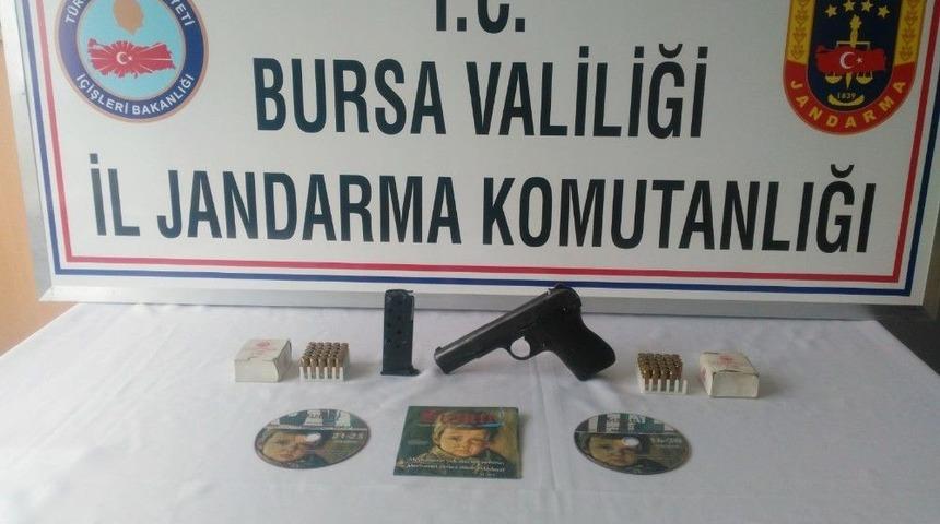 Pkk Propagandası Yapan Şahsın Evinden Fet&ouml; Dergileri &Ccedil;ıktı