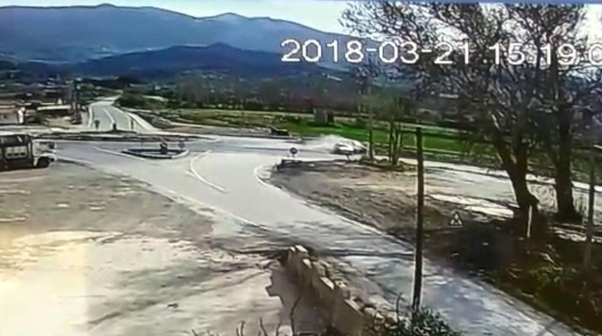 Manisa’daki Kaza Anı Güvenlik Kamerasında