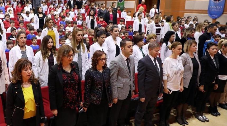 Sanko Okullarında &Ouml;ğretmenler G&uuml;n&uuml; Coşkusu
