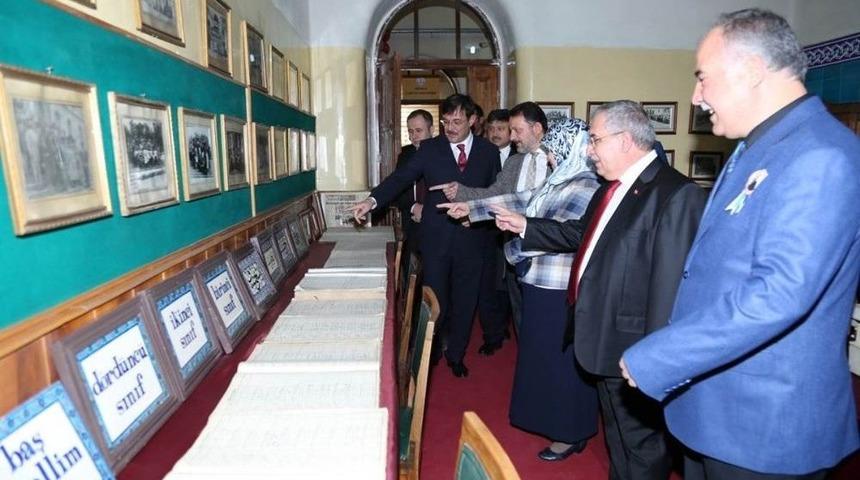 K&uuml;tahya&rsquo;ya Eğitim Tarihi M&uuml;zesi