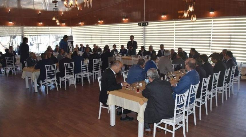 Aliağa Tarihi &Ouml;ğretmenlere Hediye Oldu