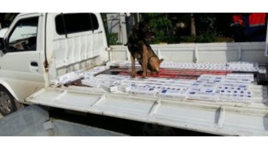 Kamyonetin Zulasında Ka&ccedil;ak Sigara Ele Ge&ccedil;irildi