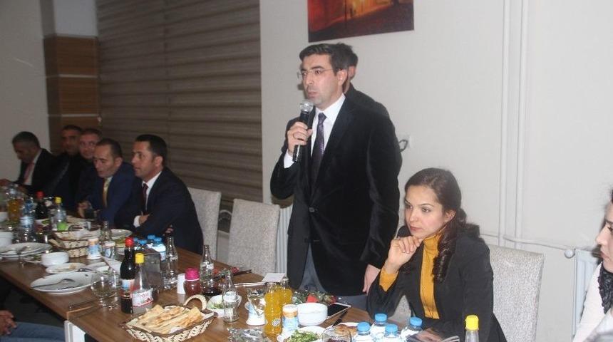 Malazgirt&rsquo;te &Ouml;ğretmenler G&uuml;n&uuml; Etkinliği