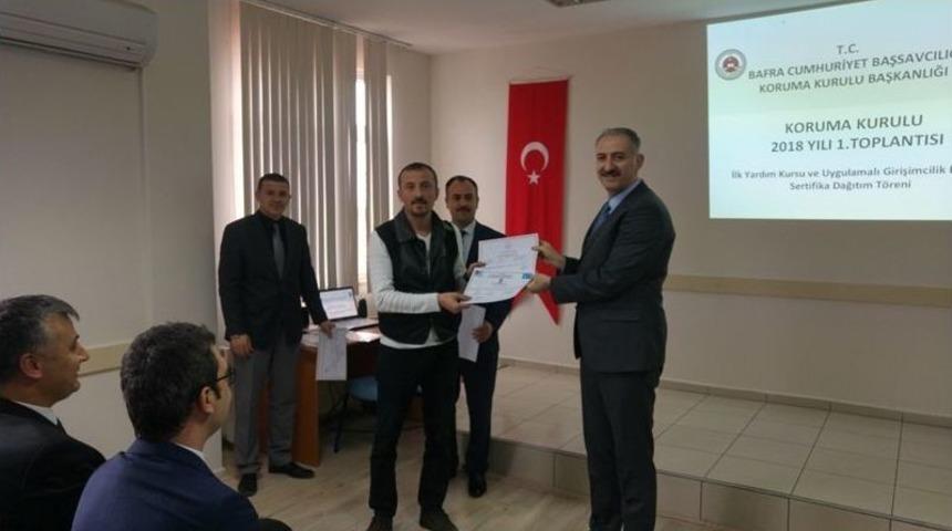 Eski H&uuml;k&uuml;ml&uuml;ler Girişimcilik Sertifikalarını Aldı