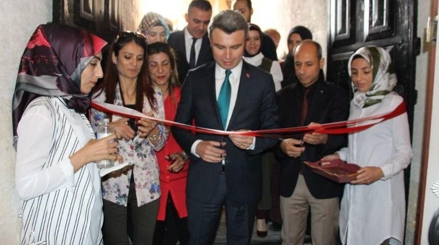 Hani Halk Eğitim Merkezi Yıl Sonu Sergisi A&ccedil;tı