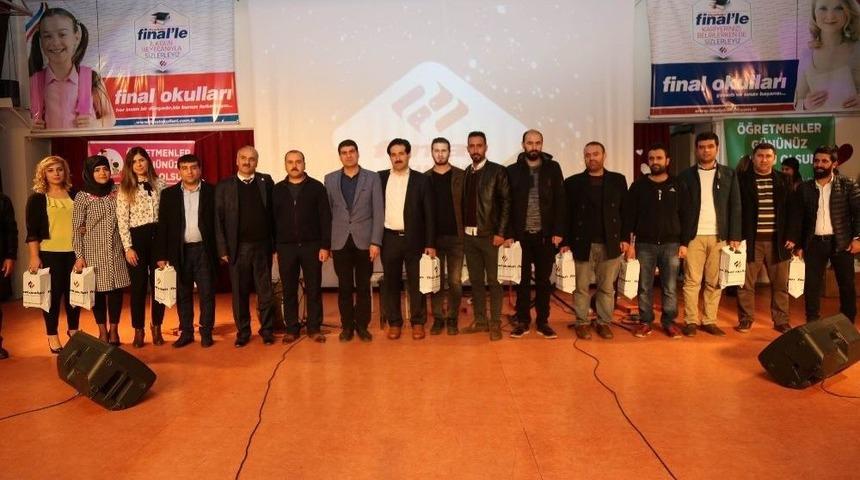 &Ouml;ğretmenlere Kişisel Bakım &Uuml;r&uuml;nleri Hediye Edildi