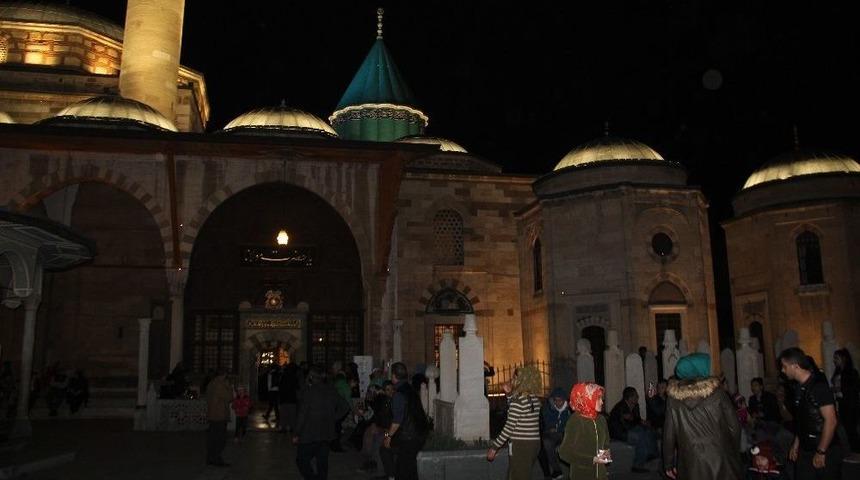 Konya&rsquo;da Regaip Kandili Coşkuyla İdrak Edildi