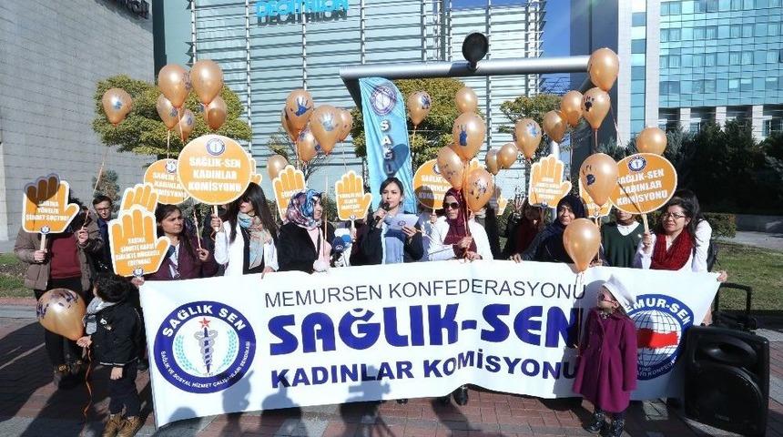 Sağlık-sen, Kadına Şiddeti Balon U&ccedil;urarak Protesto Etti