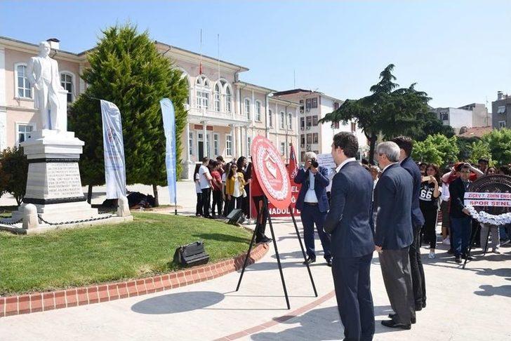 Engelli Bireylerin Tekirdağ Sokaklarında ’sevgi’ Yürüyüşü G3