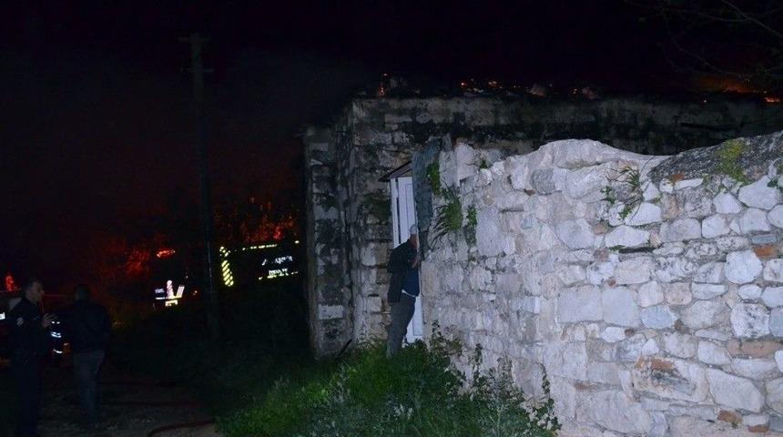 Didim&rsquo;deki Yangın Korkuttu