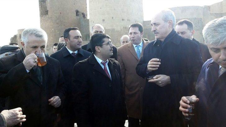 Bakan Kurtulmuş, Ani’de Tarihi İpek Yolu Köprüsü’nün Fotoğrafını Çekti G1