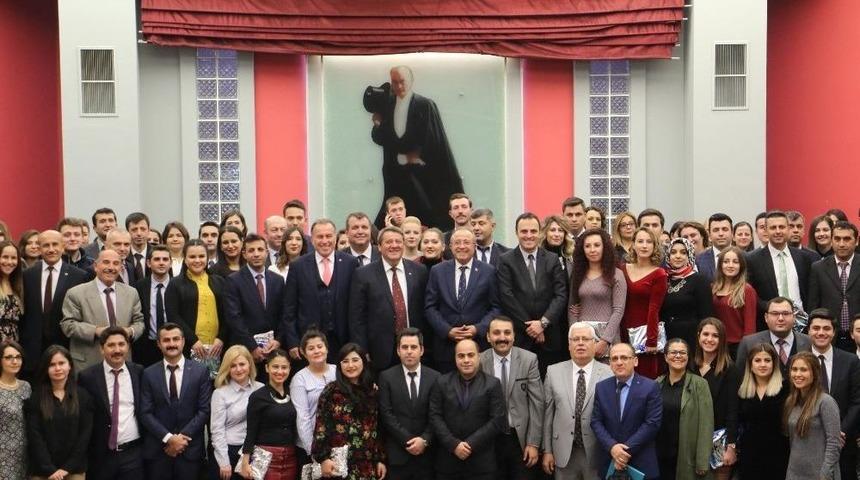 Manisa B&uuml;y&uuml;kşehir &Ouml;ğretmenleri Unutmadı