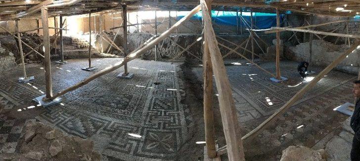 (özel) Konya’da Roma Dönemine Ait Antik Spor Salonunun Üstü Kapatılarak Koruma Altına Aldı G3