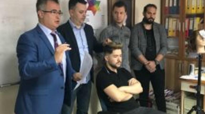 Eskişehirli Kuaf&ouml;rler &Ccedil;ağa Ayak Uyduruyor