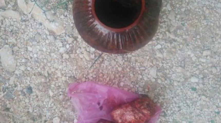 Dolu Sal&ccedil;a Bidonu İle Uyuşturucu Sevkıyatına Darbe