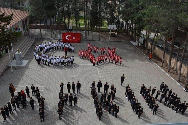 İlkokul Öğrencilerinden Anlamlı Afrin Mesajı