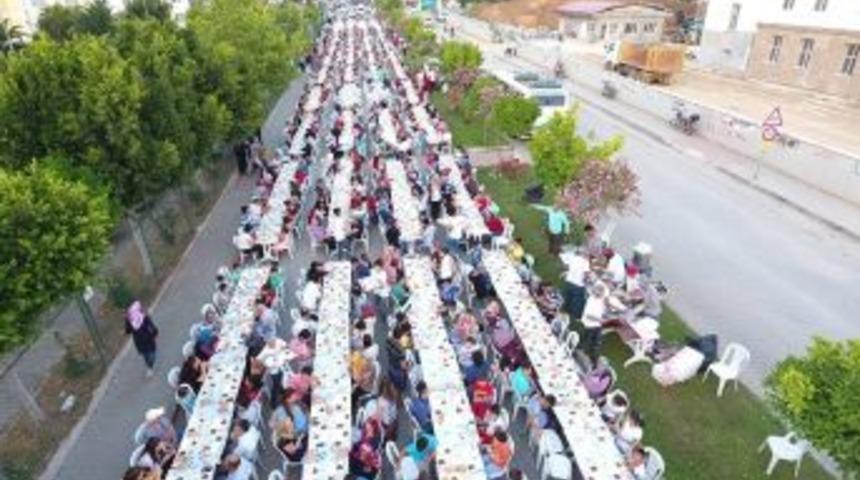 Y&uuml;reğir&rsquo;de Sokak İftarları Başlıyor