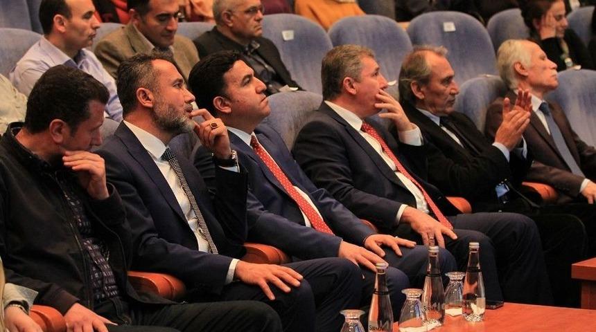 Pa&uuml;&rsquo;de &lsquo;bir Fikir Ve Hareket Adamı Nurettin Top&ccedil;u&rsquo; Paneli