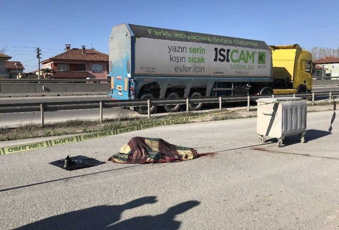 Ekmek Almaya Gitti D&ouml;nerken Canından Oldu