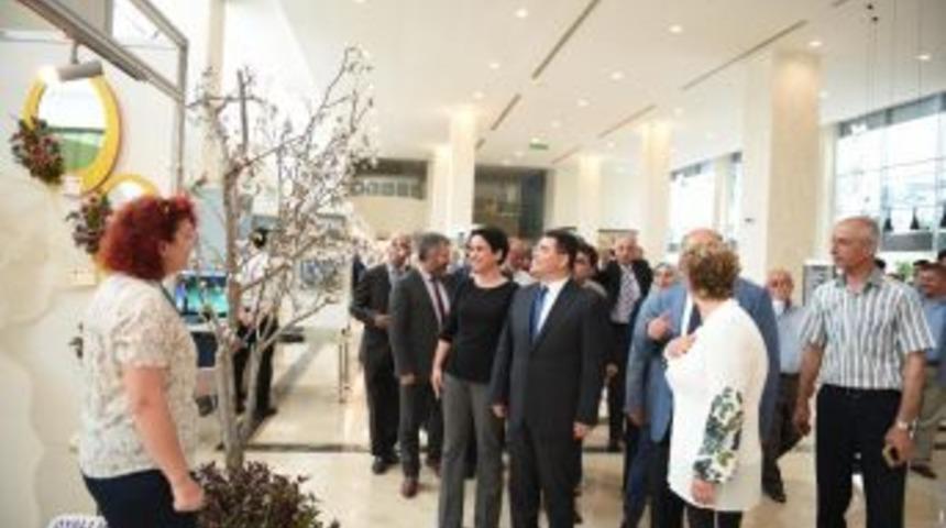 Akmek Sergisine Yoğun İlgi