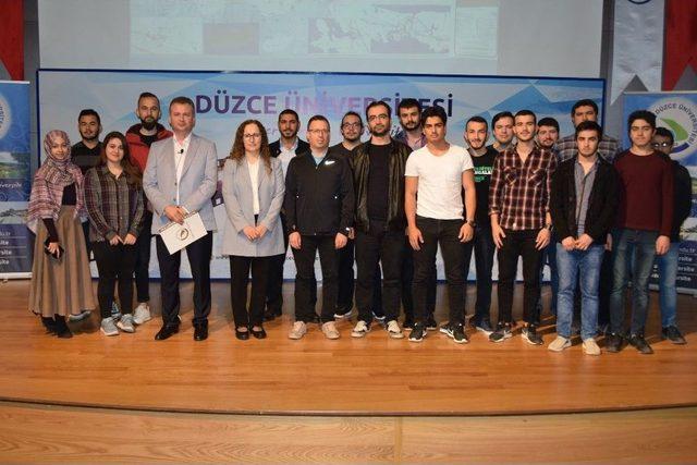 Düzce Üniversitesi Öğrencileri Mesleki Deneyimi Olan Mezunlarla Buluştu