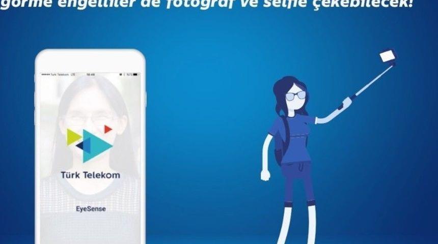 Görme Engelliler Selfie Çekebilecek