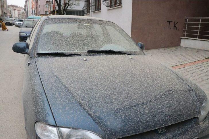 Bolu’da Çamur Yağdı, Vatandaşlar Oto Yıkamalara Koştu G1