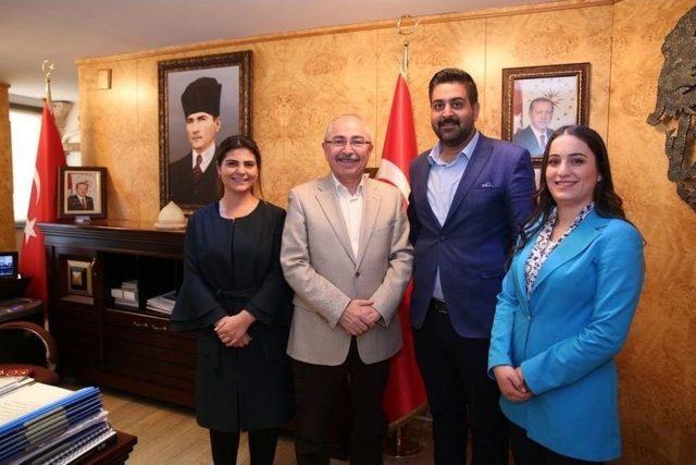 Mardin&rsquo;de Camilerde Kandil Simidi Dağıtıldı 1