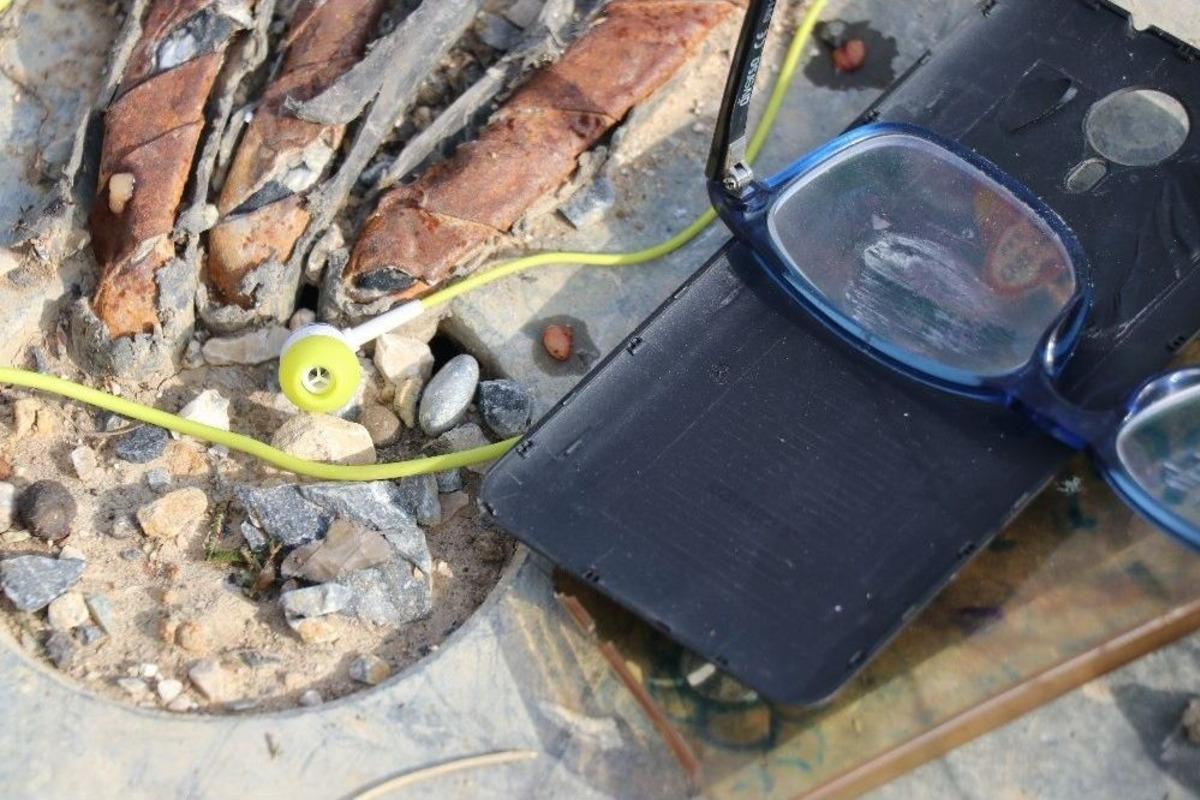 Kulaklıkla M&uuml;zik Dinlerken Tren &Ccedil;arptı