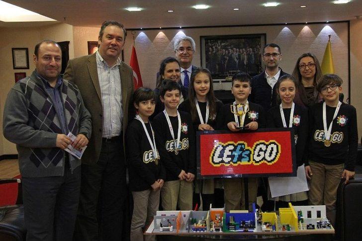 Buca’da Öğrenciler Suyun Önemini Anlattı G1