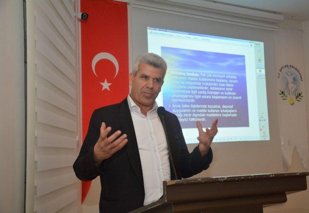 Efeler Belediyesi Uyuşturucu Ve Siber Saldırılara Dikkat &Ccedil;ekti