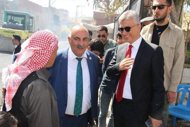 Cizre’de Asfaltlama Çalışmaları Sürüyor