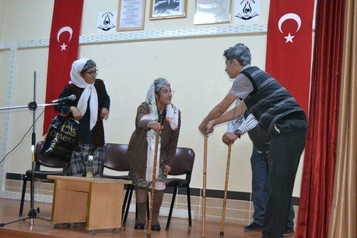 Kulu’da Yaşlılar Haftası Etkinliği Düzenlendi G3