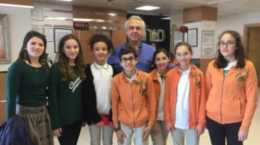 Kolej Öğrencileri Doktorlarla Bir Araya Geldi