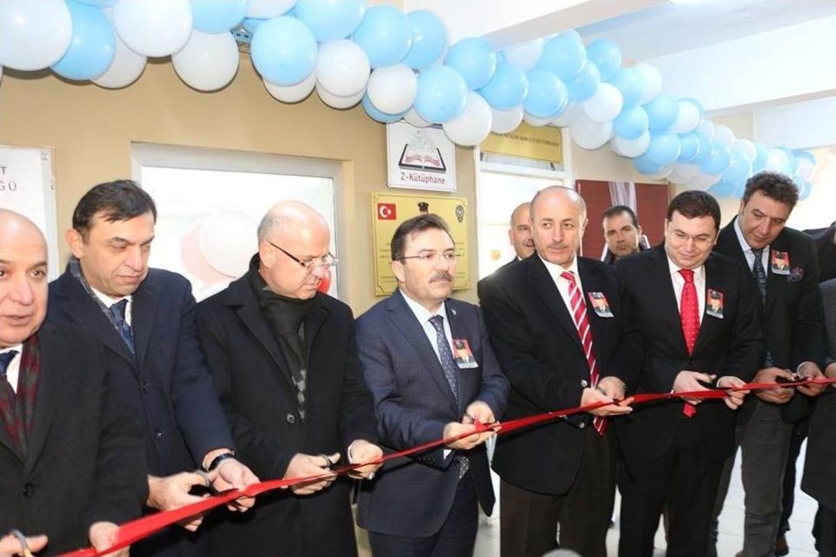 Emniyet Genel M&uuml;d&uuml;r&uuml; Altınok, Baba Ocağında K&uuml;t&uuml;phane A&ccedil;ılışına Katıldı