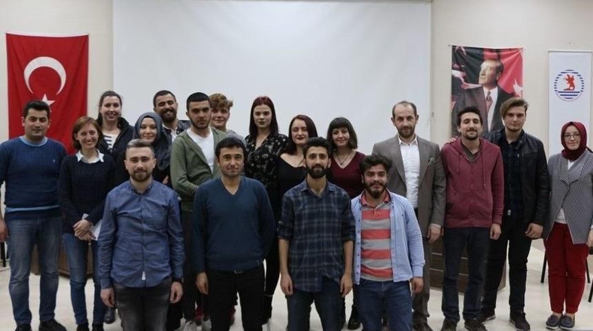 İletişim Fak&uuml;ltesinde M&uuml;nazara Etkinliği