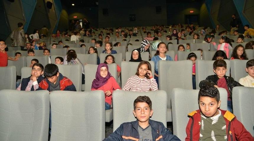Diyarbakır&rsquo;da &Uuml;cretsiz Sinema G&uuml;nleri Mayıs Programıyla Devam Ediyor