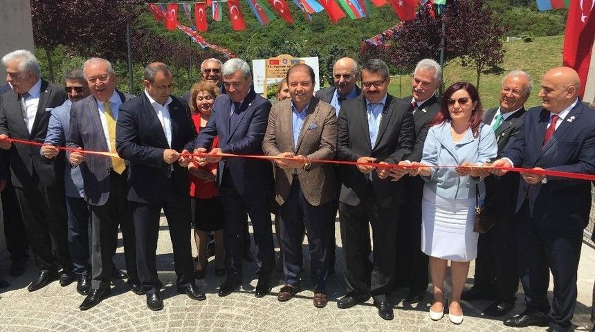 Maltepe&rsquo;de Azerbaycan Halk Cumhuriyeti 100. Yıl Parkı A&ccedil;ıldı