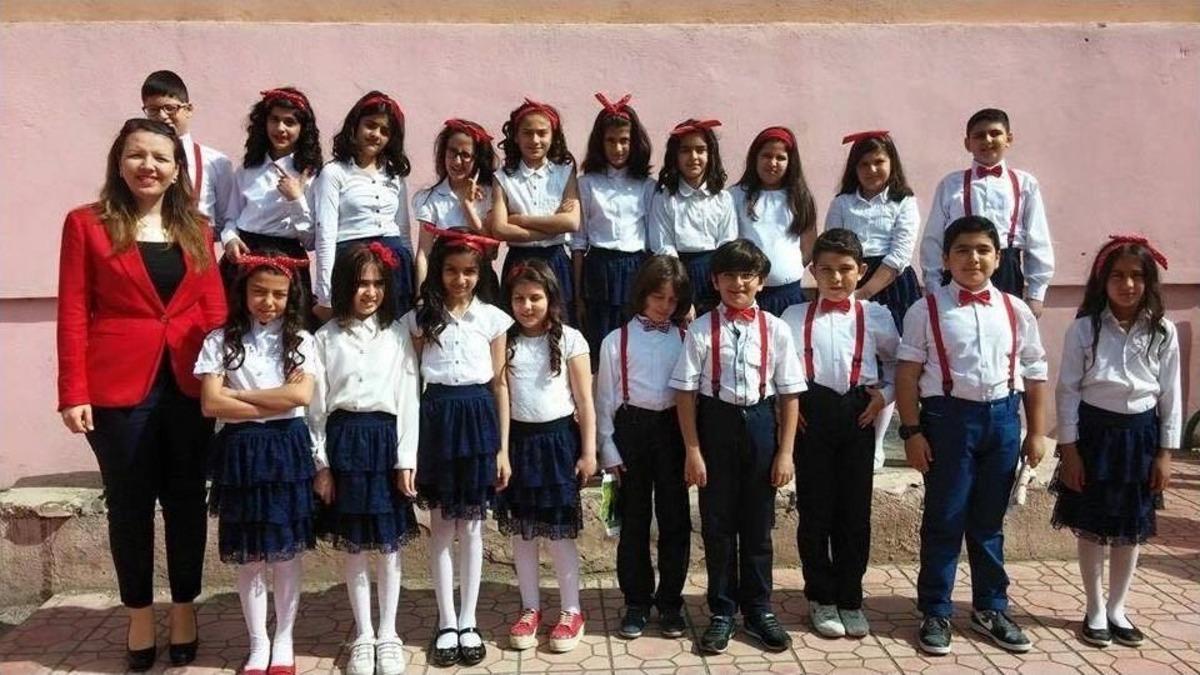 Merve &Ouml;ğretmen, Son Yolculuğuna G&ouml;z Yaşlarıyla Uğurlandı