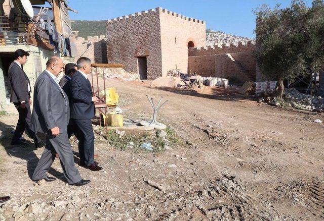 Başbakan Yardımcısı Fikri Işık, Hereke Kalesi&rsquo;ni İnceledi 1