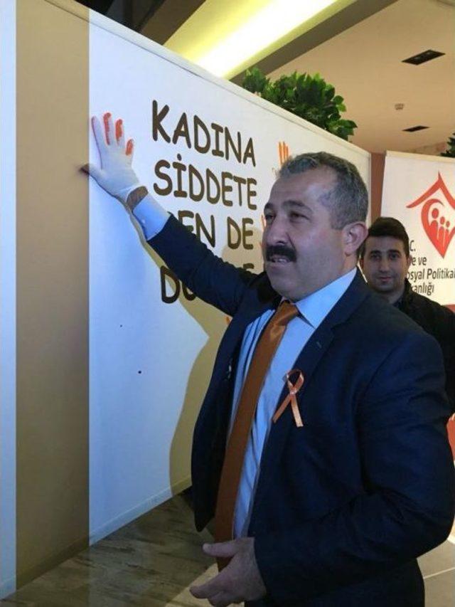 Kadın Barınma Evi’nde Kalan Kadınların El Emeği Göz Nuru Ürünler Sergilendi