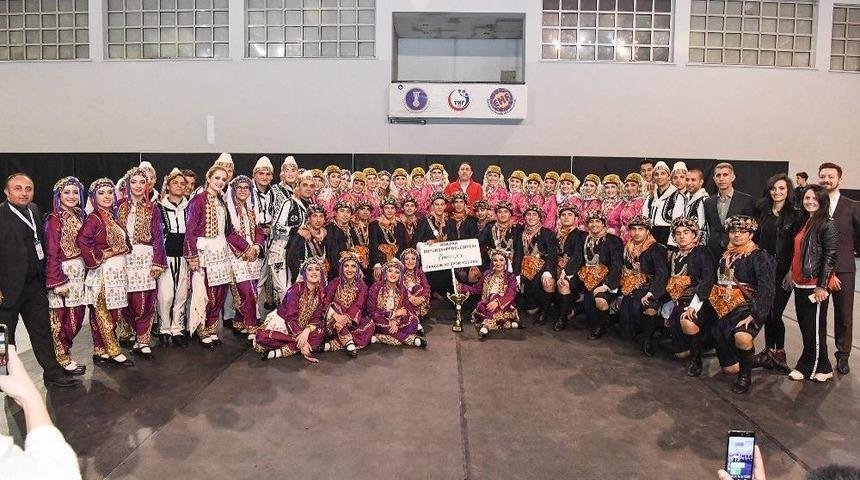 Halk Oyunları İl Yarışmasında Fomget 10. Kez İl Birincisi Oldu