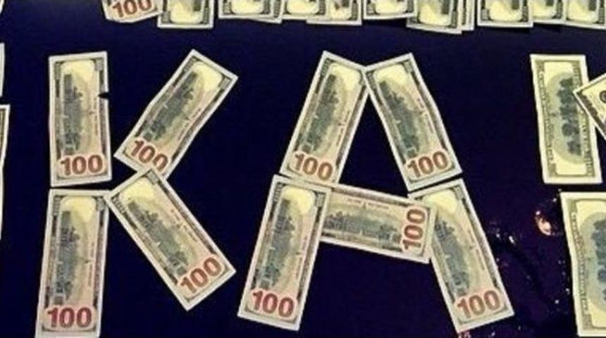 Atm’ye Cihaz Yerleştirip Kartları Kopyaladılar