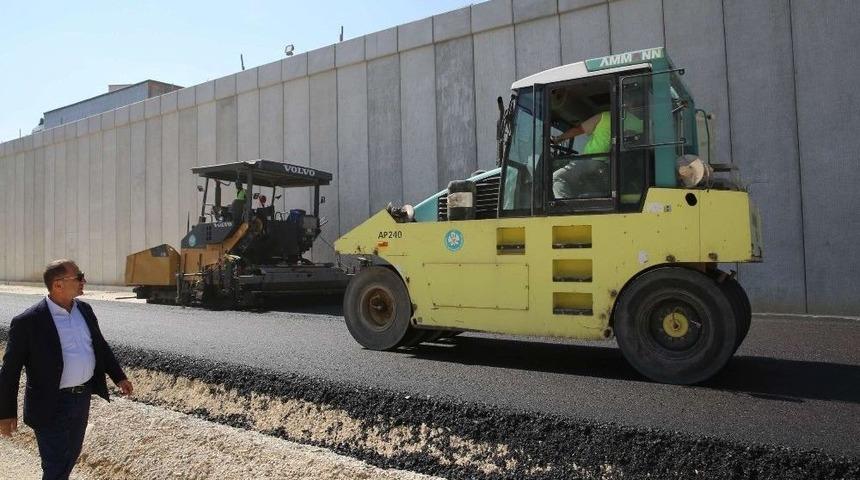 Turgutlu Kavşak Projesi&rsquo;nde Asfalt &Ccedil;alışmaları Başladı