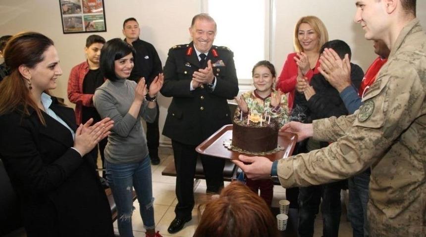Şehit &Ccedil;ocuklarından Jandarmaya &Ccedil;ıkarma