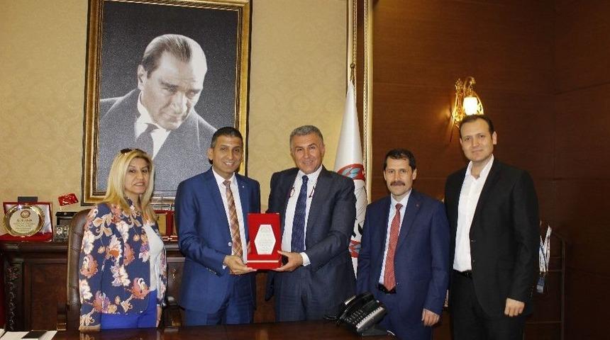 Başkan Er: "bilin&ccedil;lenme Farkındalıkla Başlar"