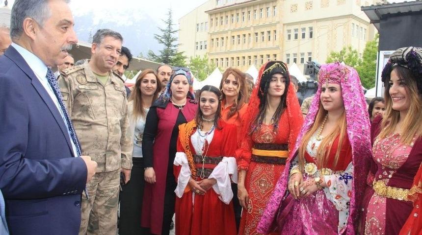 Hakkari&rsquo;de Yılsonu Şenliği