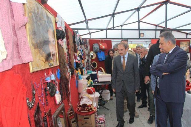 Hakkari’de Yılsonu Şenliği